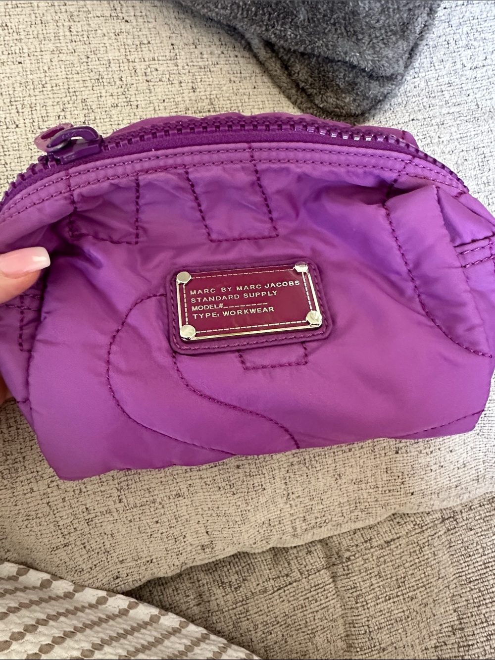 XL Marc jacobs purple makeup bag 💜